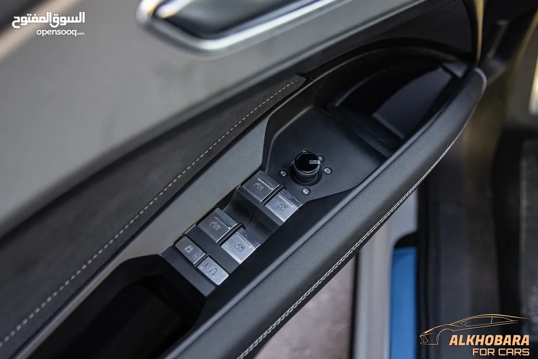 Audi Q5 2022 40 E-tron Quattro   يمكن التمويل