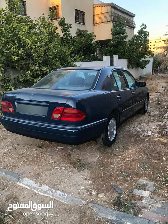 للبيع مرسيدس  E230
