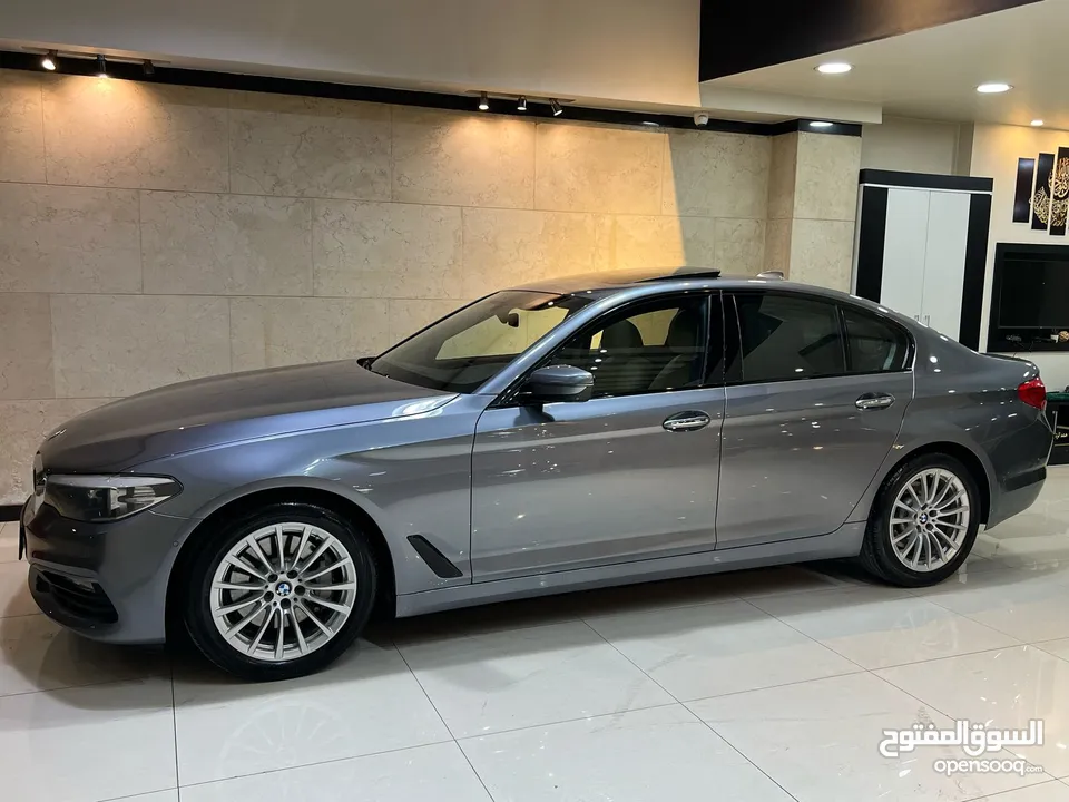 BMW 530i 2017 وارد شركه ابو خضر مالك اول فحص كامل بحاله الوكاله