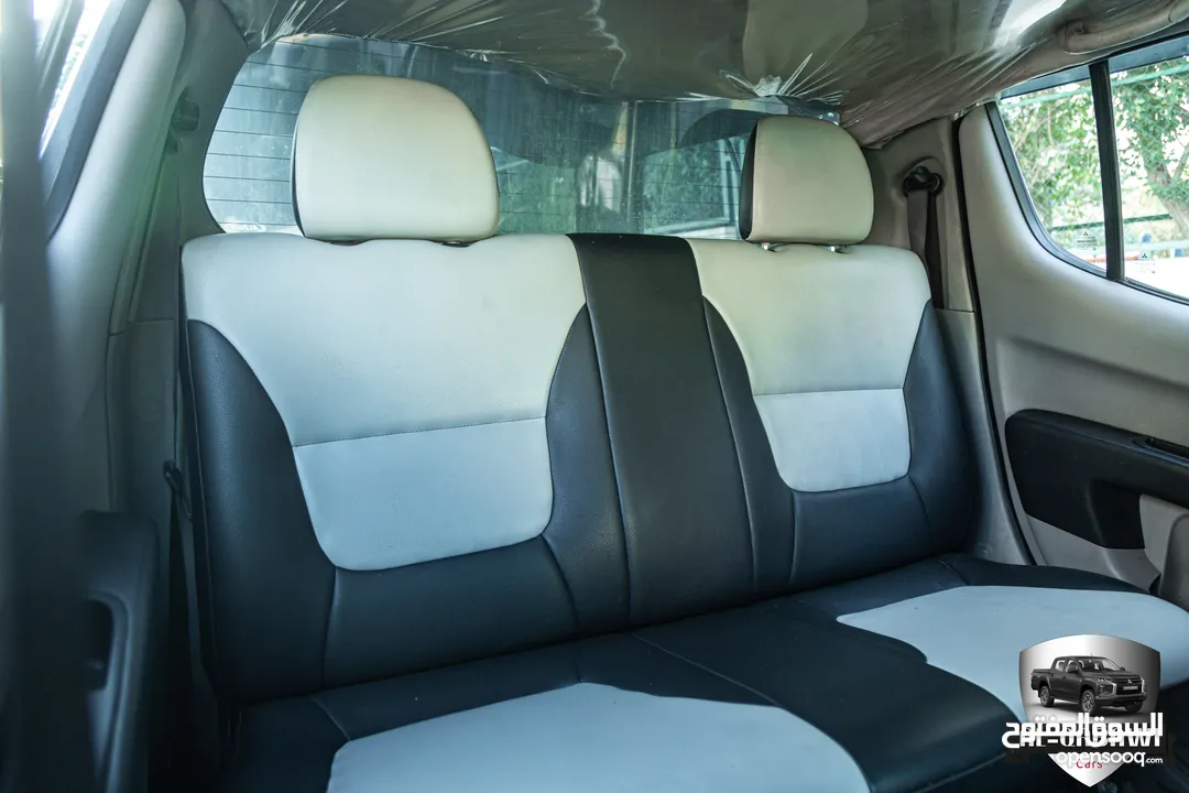 Mitsubishi L200 2013   البكب بحالة ممتازة