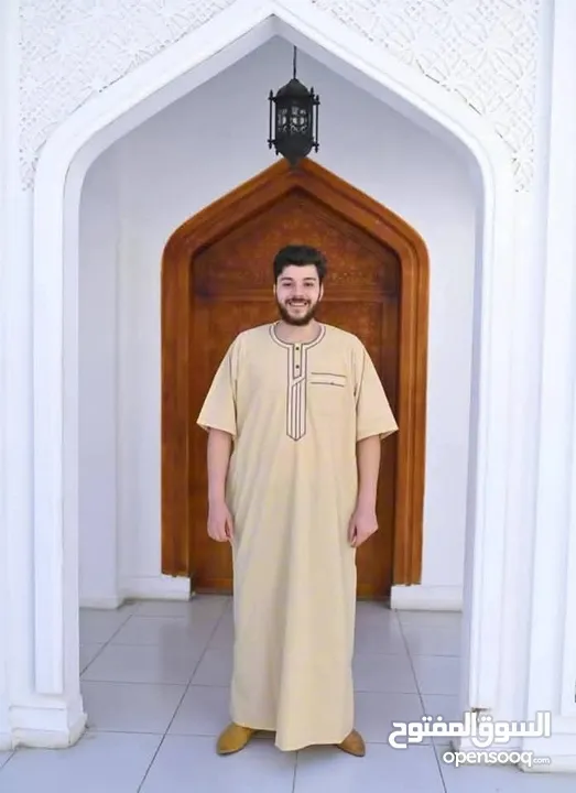 عبايه نص كم