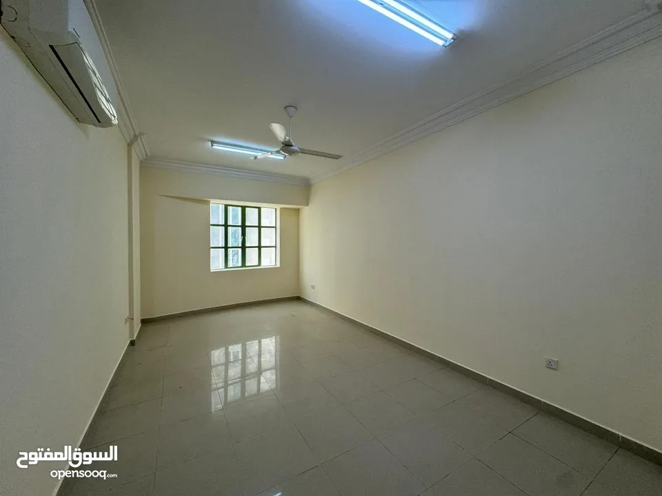 2 BR Good Compact Apartment for Rent – Ghubra