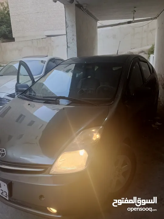 بريوس 2008