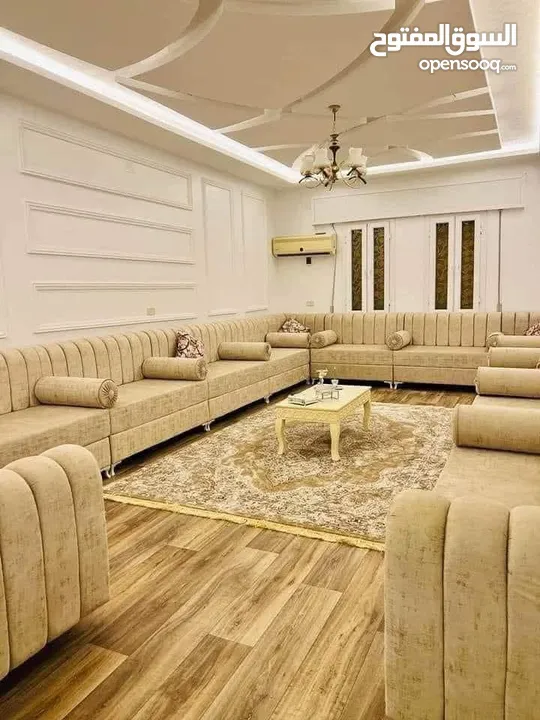 جلسات خليجيه  17 مقعد  طقم طربيزاط + مراكي مع مخدات