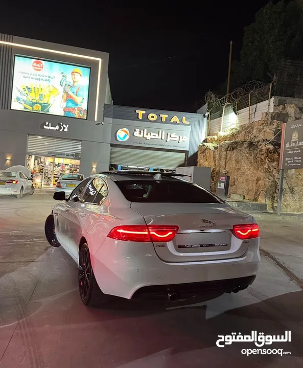 Jaguar  XE