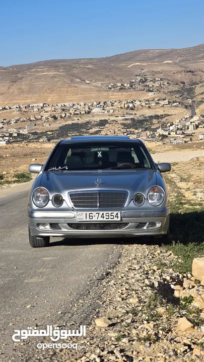 Mercedes Benz E-200/2001