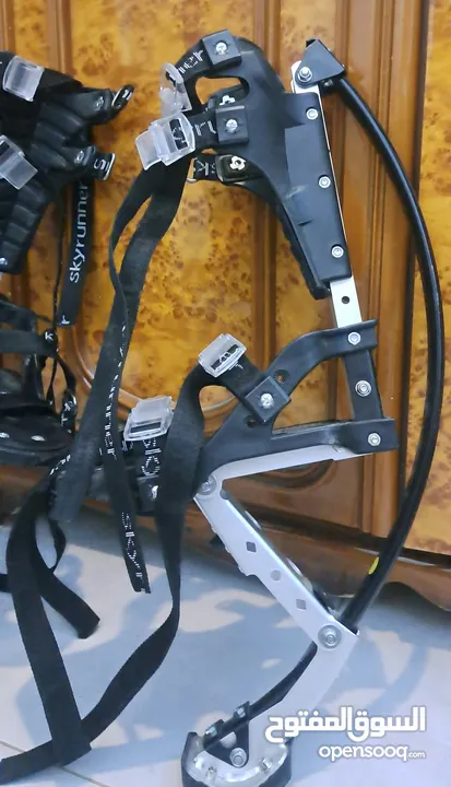 سكايرنير   skyrunner حذاء قفز وركض