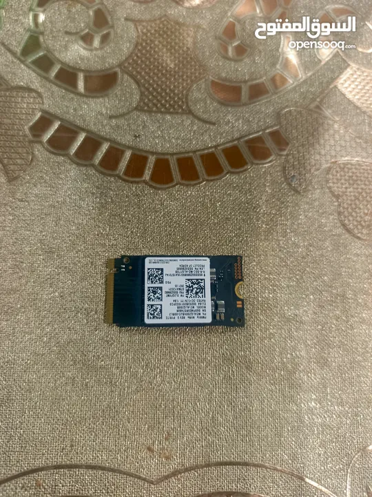 ماوس ريزر +m.2 256gb هارد بحال الجديد  تماما لم يستخدمو بسعر مناسب