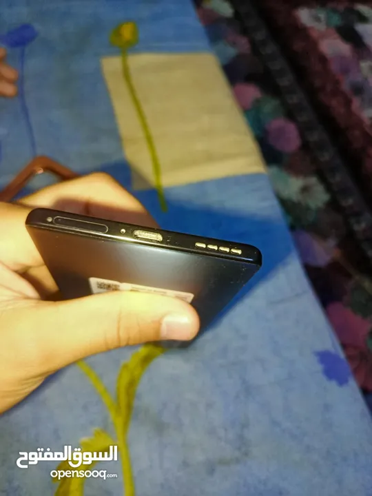 جهاز وكالة للبيع  يا بلاش جهاز وكالة ستعمال بسيط شاحن معو وسماعه الكرتونة ضايعه من ترحيل