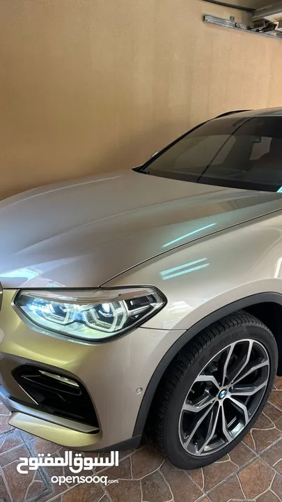 BMW X4  x drive 30i موديل 2019 بدون صبغ بدون حوادث ممشى 84k كيلومتر  مطلوب سعر 138   قابل تفاوض  اول