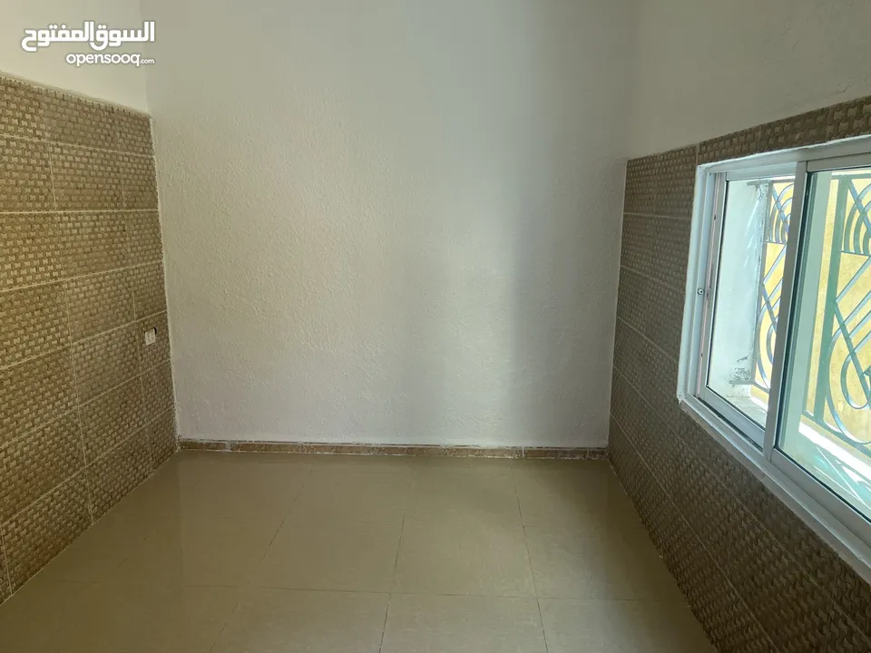 للباحثين عن الاستثمار عماره للبيع مؤجره بسعر رائع  او للبدل على عقار مع إمكانيه دفعه واقساط