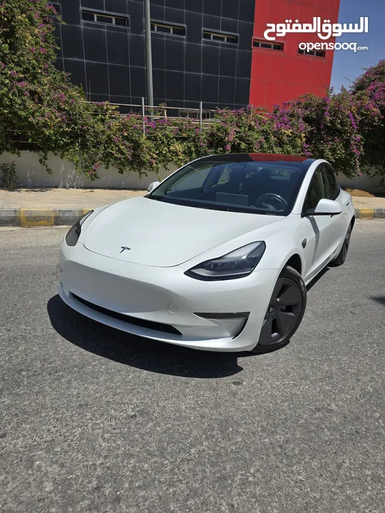 Tesla model 3 2023 ممشى قليل  فحص كامل أوتوسكور ق  B+(86)الوان مختلفه وداخلي ابيض او اسود واسعارر