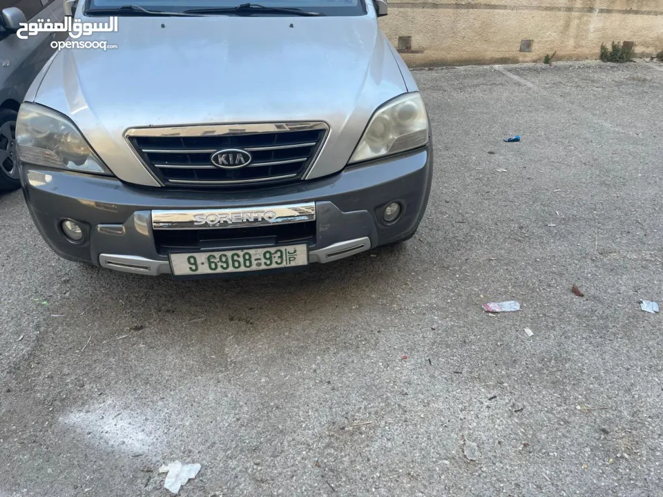 جيب سيرسنتو 2009 ، ماشي 173الف كيلو متر مرخص و مأمن