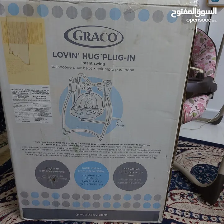 سرير هزاز للاطفال ماركه GRACO قابل للتعديل إلى كرسى طعام