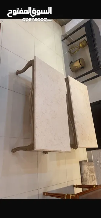 للبيع مجموعة طاولات