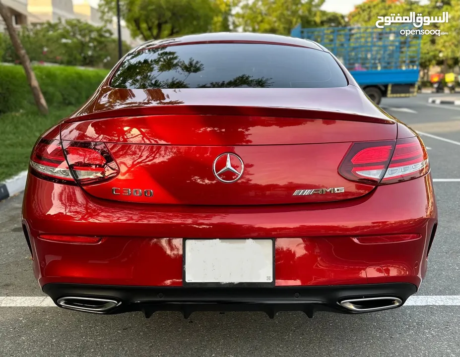 مرسيدس C300 كوبيه 2019 نظيفة جداً صبغ وايرباغات الوكالة - كاش او عن طريق البنك