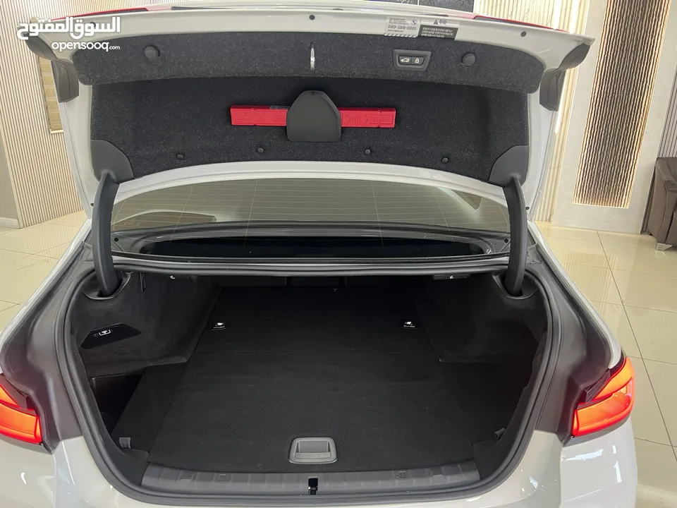 BMW 530e 2022 iPerformance plug in hybrid M  kit
