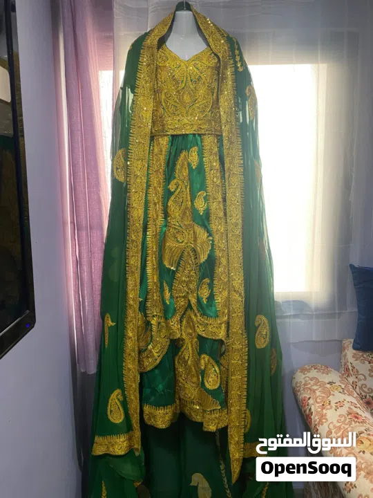 فستان زفاف للبيع