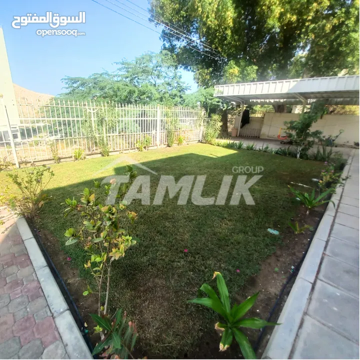 Apartment with Private Garden for Rent in Ruwi REF 147BB