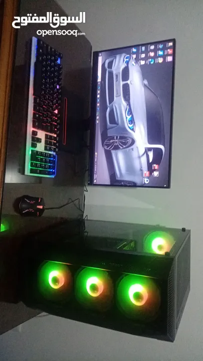 جهاز كمبيوتر للألعاب بحالة ممتازة مع شاشة - Core i5 و GTX 1060