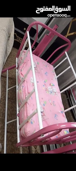 سرير اطفال