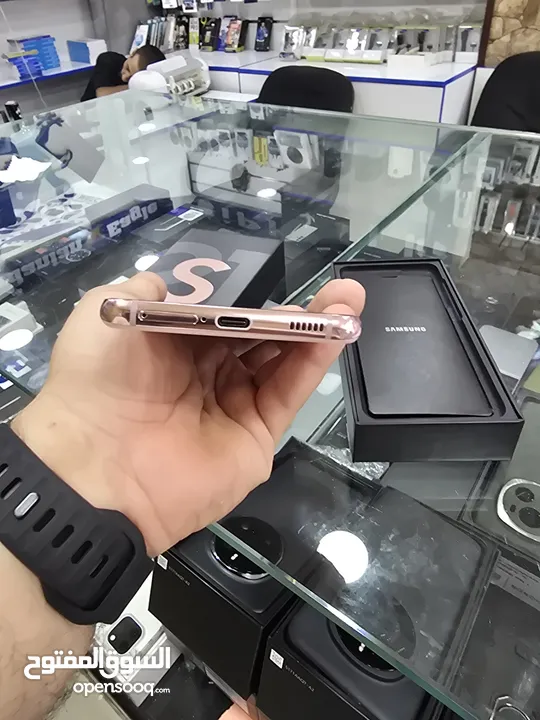 Samsung S21 شرق الاوسط بحالة ممتازة