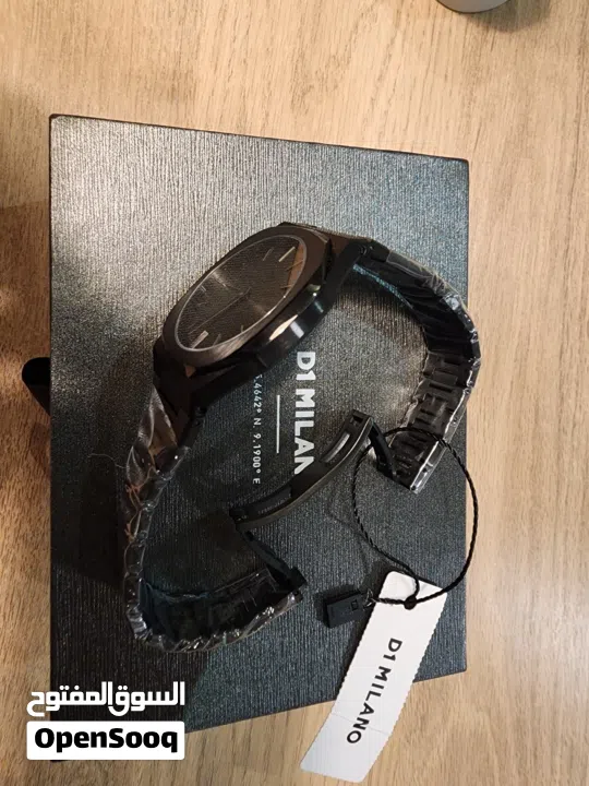 D1 MILANO BLACK EDITION ultrathin watche