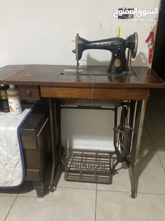 ماكينة سنجر انتيك بحاله ممتازه