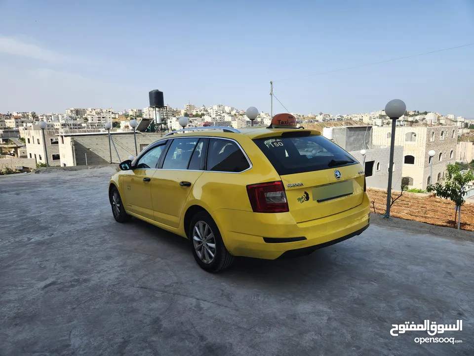 سكودا اوكتافيا متور 2000 جير عادي خالية من جميع العيوب متابعة دورية للمركبة