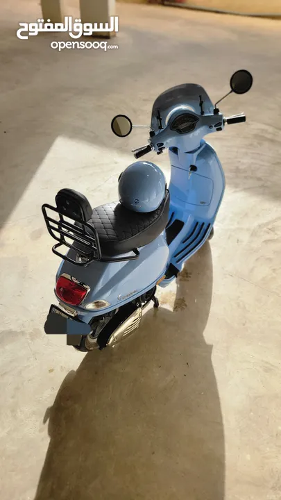 فيسبا لون مميز  2025 Vespa Vxl 150