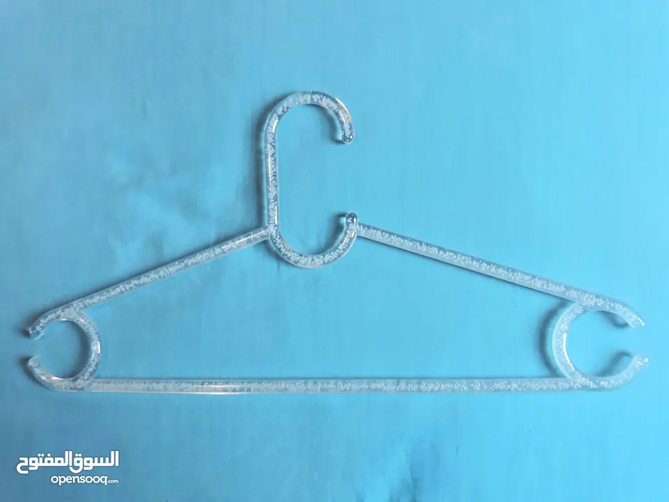 Cloth hangers  تعاليق ثياب