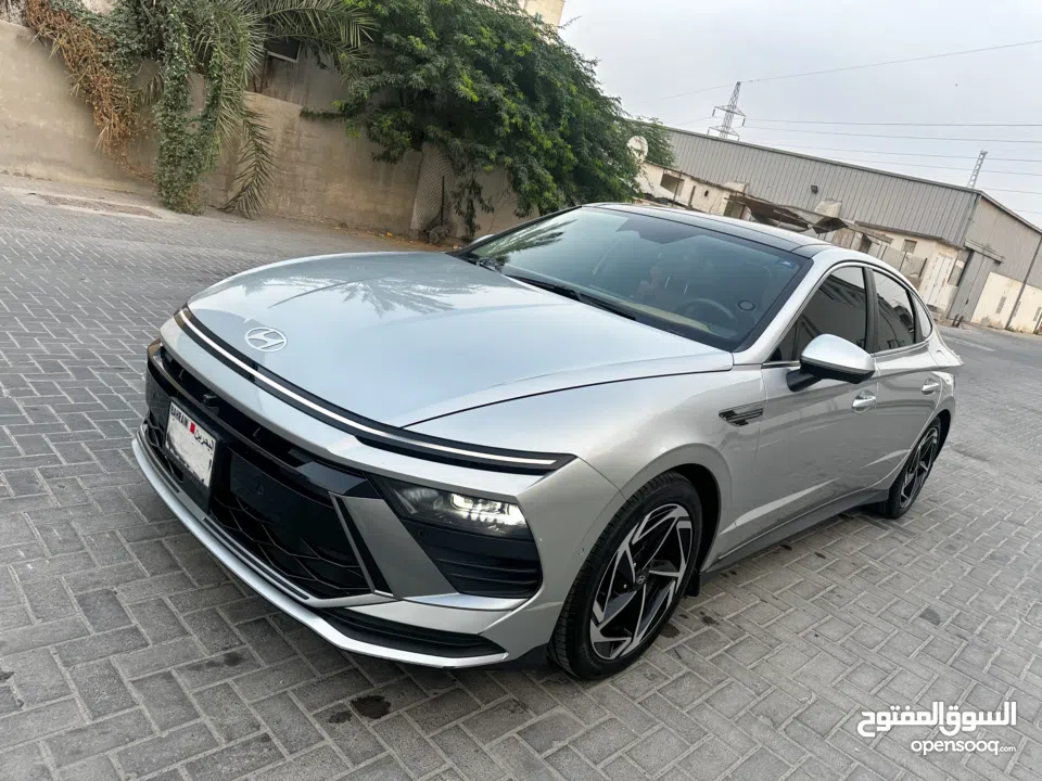 Hyundai Sonata 2024 -Premium Full Option Silver - GCC Specs -Maintain with Dealer First Motor