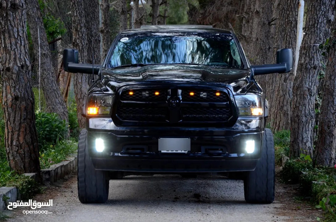 Dodge ram black edition dodge ram 2018   ممشى قليل ( غير قابل للبدل او التقسيط)