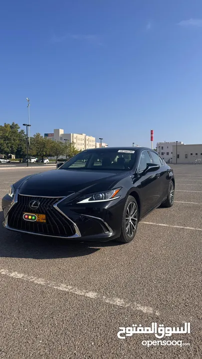 Lexus ES350 2022 in new condition ready to drive for sale