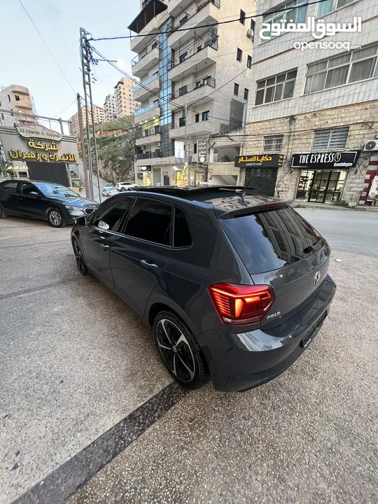 R line Polo