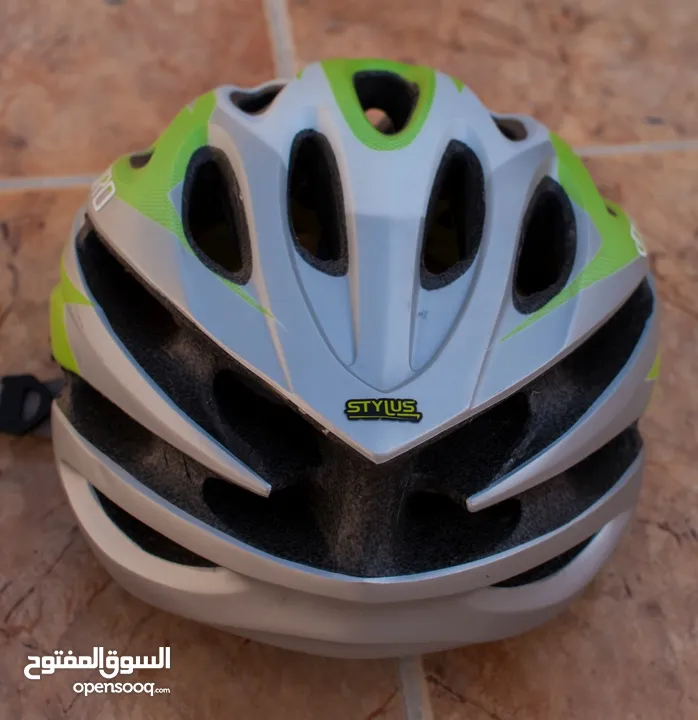 Giro Stylus helmet خوذة جيرو لدراجات رود قياس Large