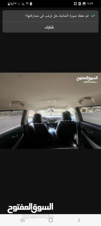 كيا كارينز 2014 نظيفة جدا للبيع بسعر مغري جدا سيارة عائلية و عملية