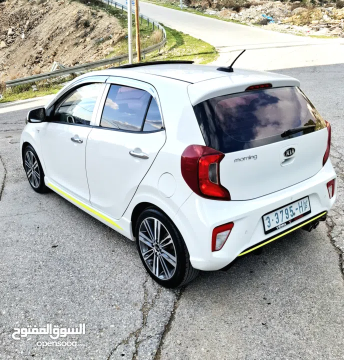 كيا مورنينج 2018 GT LINE فل  فتحة سقف