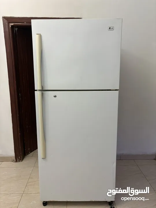 ثلاجة LG بحالة جيدة