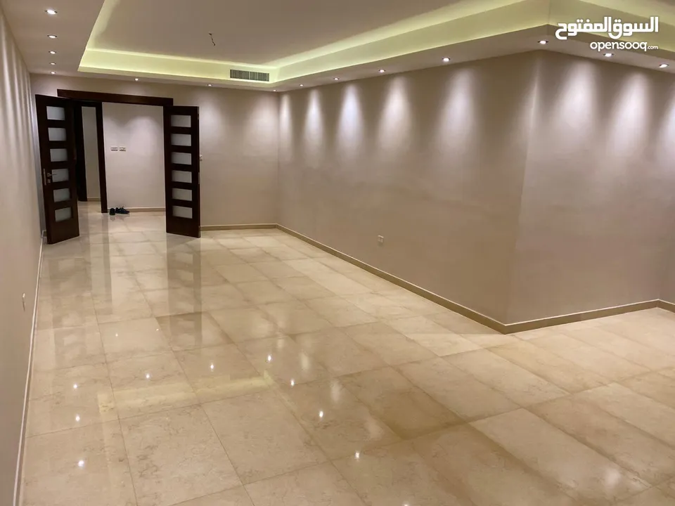 شقه مفروشه للإيجار في خلدا - ref: 14615