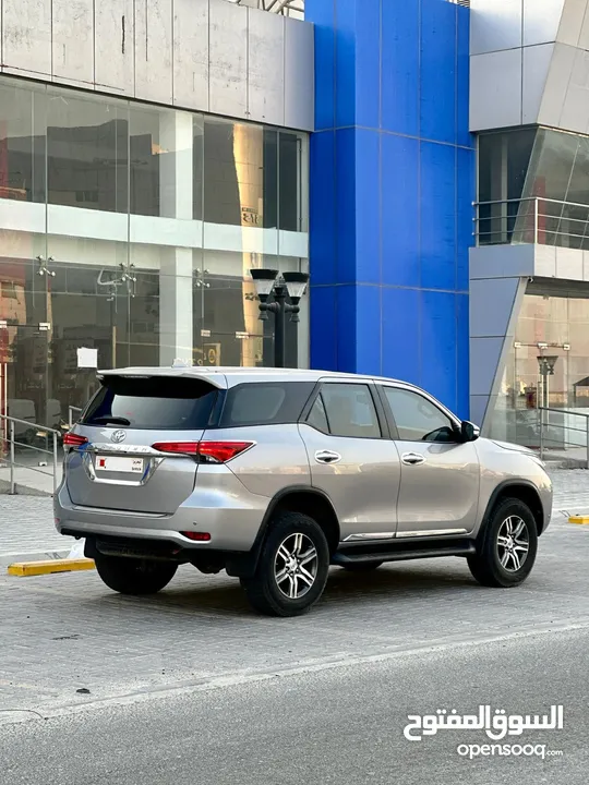 Toyota Fortuner V4 موديل 2017