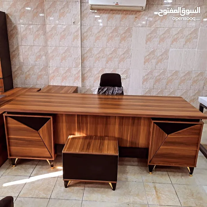 مكتب اداري 160*80 مع جانبية وطاولة وسط تفصيل خشب مستورد بسعر المنصع واعلى جودة وأقل الاسعار