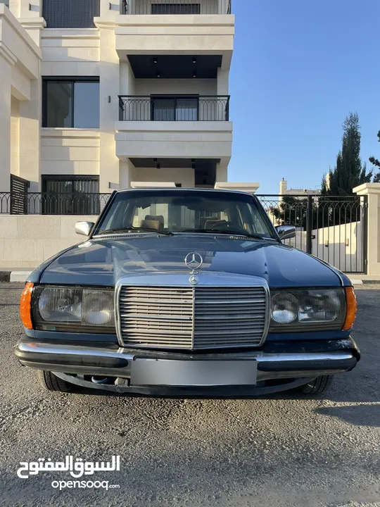 مرسيدس لف Mercedes-Benz E230 1984