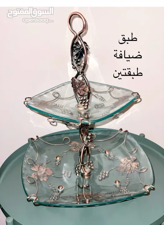 نوادر زجاجية وسيراميك قديمة من الستينات ، لطفا اقرأ الوصف.