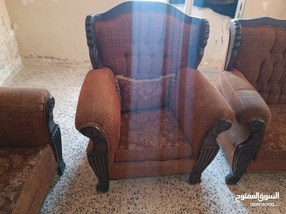 طقم كنب 7مقاعد لللبيع 50دينار