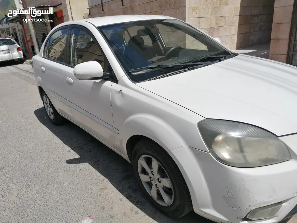 سياره كيا ريو للبيع موديل 2011ماتور 1400 اقتصادية  ممتازه 3جيد استعمال  شخصي