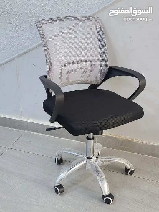كرسي مساعد طبي للدراسة والساعات الطويل بتصميم طبي وكفالة سنة  \ Assistant Manager Mesh Chair
