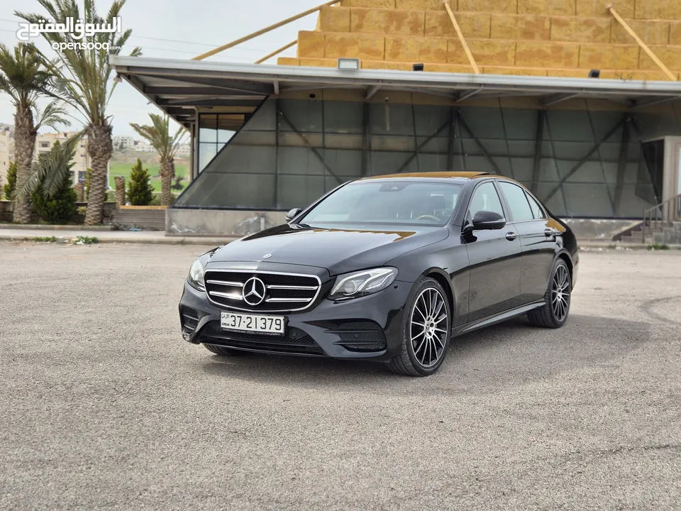 بنزين E350 2020  ب فل مواصفات اعلى صنف  ممشى قليل جدا فقط 55.000 الف كيلو  وارد غرغور فحص كامل