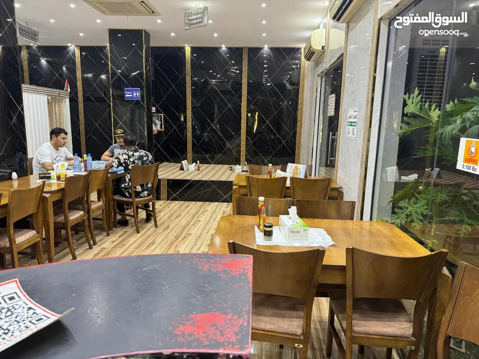 Restaurant for sale  مطعم للبيع