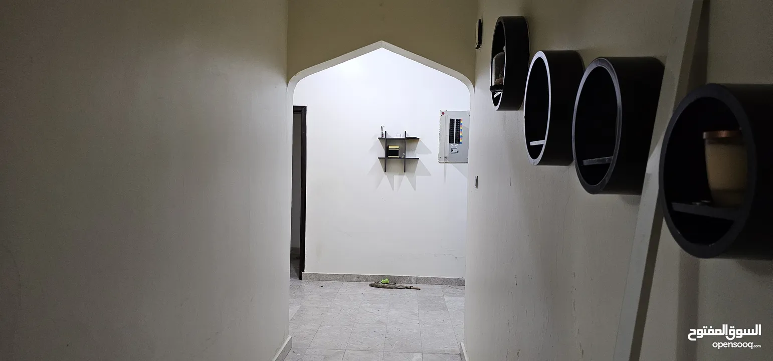 شقة كبيرة دور الارضي كامل للايجار العامرات البجرية +big flat full ground floor for rent